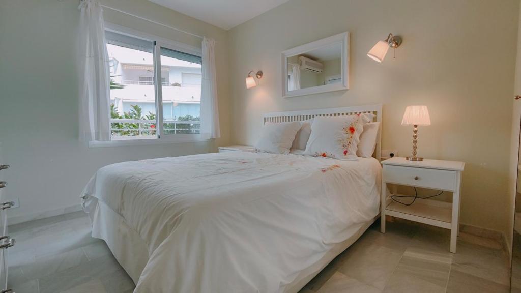 Estrelicia III Apartment Marbella Ngoại thất bức ảnh
